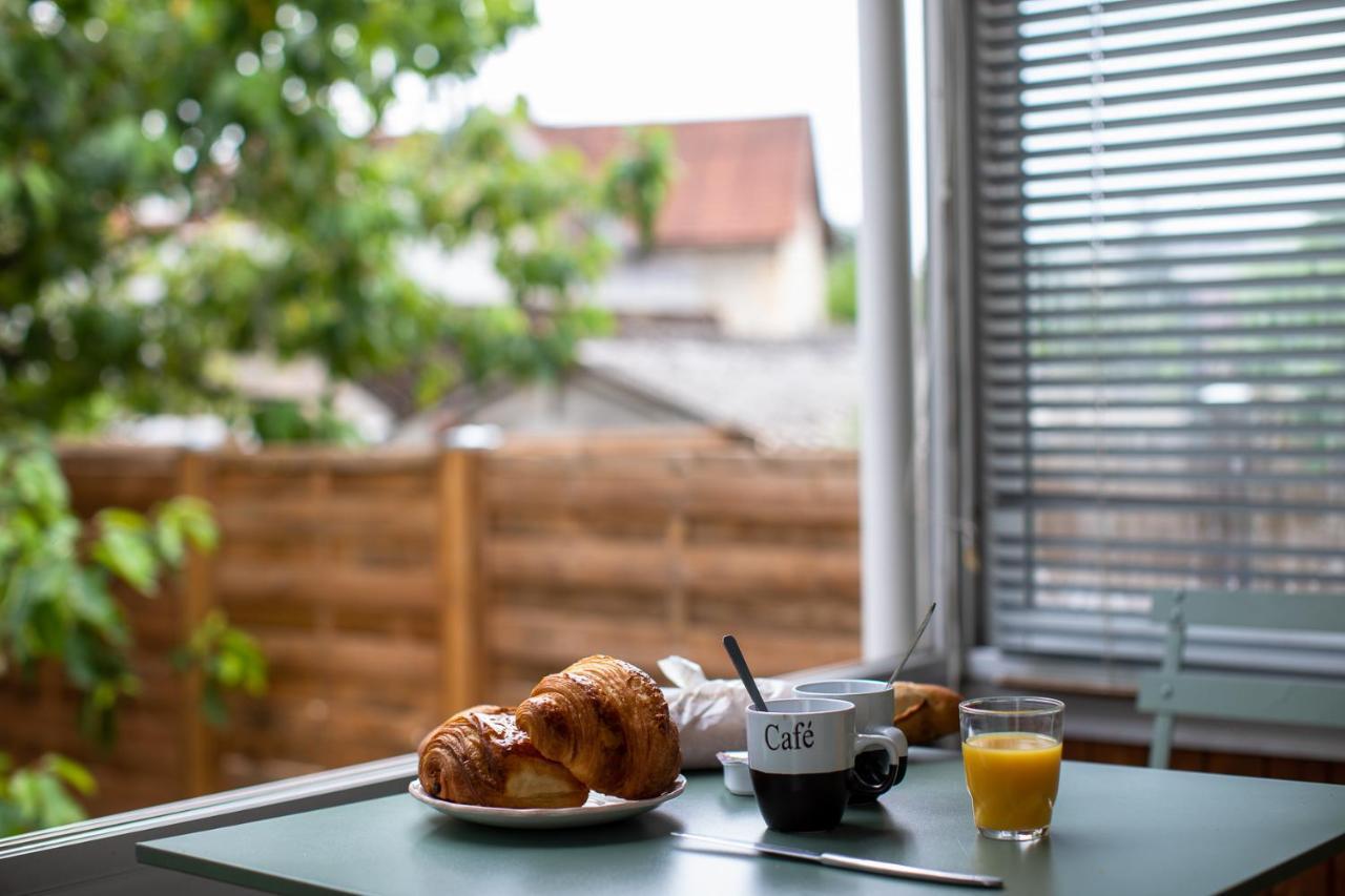 Le Coquet Chez Maguy Maison De Ville Avec Jardin Besançon Exterior foto